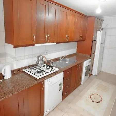 Apartment Large In A Quiet Area 40 Istanbul